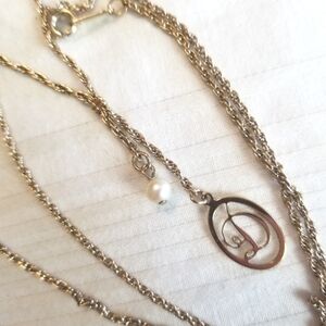 Vintage Avon Gold Initial D Pearl Necklace